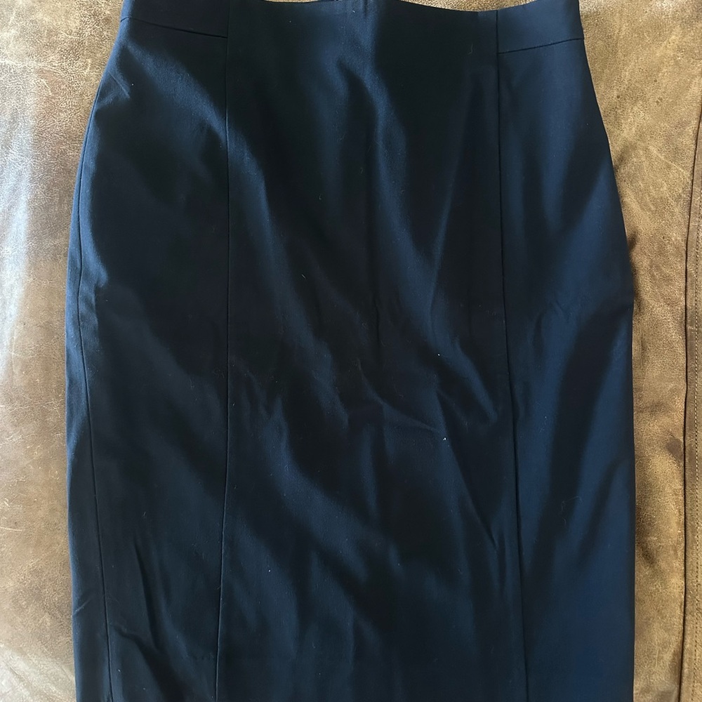 Ann Taylor Classic Navy Pencil Skirt Size 6